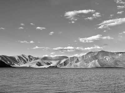 Indien - Pangong Tso - Mystical Ladakh - A Yoga and Meditation Retreat Exploring India's Himalayas - 1