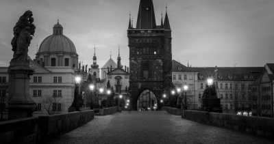 Tschechien - Charles Bridge - Home office in Prague, Czech Republic