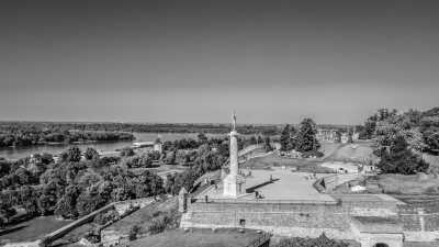 Serbien - Kalemegdan - (Female Only) Unleash Belgrade's Charm: A Memorable Adventure Awaits in Serbia! - 1