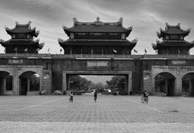 Vietnam - Ninh Bình - Spontaneous GirlsTrip to Vietnam: Immersing Ourselves in the Culture, Learning to Cook, Nights Out, Exploring caves and the Natural Beauty Through Boat Rides, and More - 3