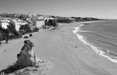 Portugal - Praia do Túnel - Coworking in the South of Portugal at a Pool Villa Resort - 2