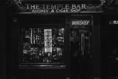 Irland - Temple Bar - From Dublin to the Cliffs Of Moher - Culture, good times and lots of Guinness!