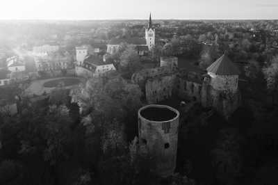 Nordeuropa - Cēsis - Discover the Best of Latvia and Lithuania: History, Castles, and Nature - 1