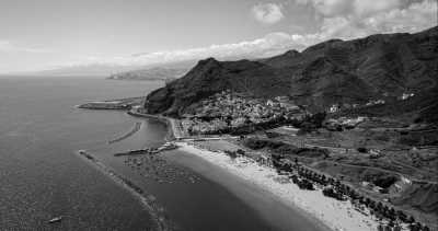 Spanien - Santa Cruz de Tenerife - Home Office on Tenerife - Tapas, Vino and Hikes to wind down after work!