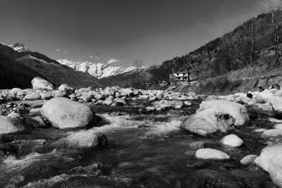 India - Manali - Himalayan Odyssey: Discovering the Beauty of Himachal Pradesh in India - 4