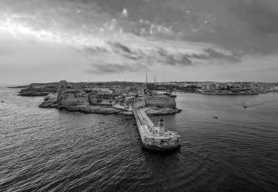 Malta - Valletta - Co-living in Malta: Home Office in a Luxury Seaview, Ocean front Apartment with Pool