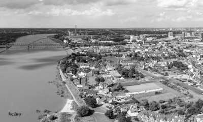 Deutschland - Düsseldorf - 🇩🇪 Cologne & Dusseldorf: CHRISTMAS MARKETS! 🏰 Hike to Schloss Drachenburg, Stroll around beautiful Bonn, 🍫 Visit a chocolate factory & 🛥️ Cruise along the river Rhine - 2