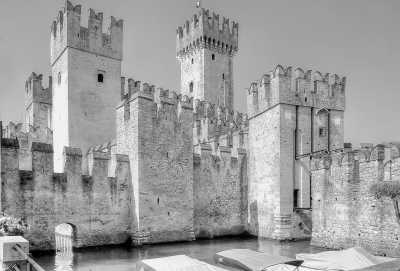 Italy - Sirmione - 5-Day Northern Italy Road Trip: Lake Como Hike, Bergamo & Milan Secrets, Lake Garda Sail, and the biggest Italian Amusement Park. - 3