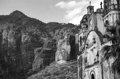 Mexiko - Tepoztlán - Travel with a local 😎 🇲🇽✨  Chapter : Xochimilco, Mexico Dowtown, Oaxaca Beach, Waterfalls, and MORE!