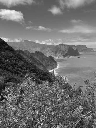 Portugal - Boaventura - Coworkation and adventurous hiking trip with a knowledgeable expat in the centre of Funchal, Madeira (single rooms) - 1