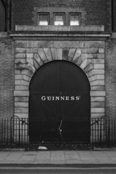 Irland - Guinness Storehouse - Discover magic of Ireland ☘️ Music, Culture, and Thrift Gems