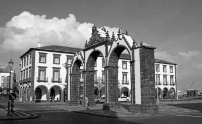 Portugal - Ponta Delgada - Visit the Evergreen Azores 🦋: Waterfall Hunt, Hot Springs, Volcanic Crater Lakes, Whale Watching Tour 🪸 - 7