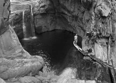 South Africa - Baviaanskloof - South Africa Roadtrip with a Local: Untouched beaches 🌞, Mountains, Wilderness, Campfires & Adventure 🤙 Epic Roadtrip through an epic Country🚙 - 3