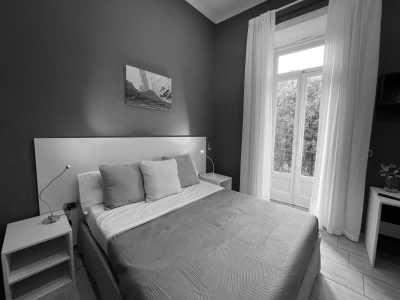 Italy - Naples - Co-working Trip to Naples in a Modern Apartment with Breakfast, Strong Wi-Fi & AC including Daytrips to Pompeii, Sorrento and Positano! - 3