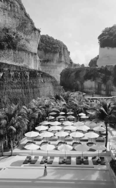 Indonesien - Uluwatu - *Returning TripMate Only* -  Magic Sunsets, Hidden Waterfalls and Sacred Temples - A (luxurious) journey to Bali's cultural heritage and natural wonders (INDONESIA TRIP - PART II) - 5