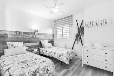 Spain - Montgat - Peaceful Co-Working Time in a Gorgeous Apartment Near Barcelona - 5