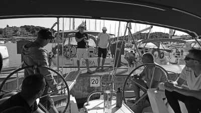 Kroatien - Unije - Learn How To Sail In Croatia - Basic Sailing Course (7-day course)