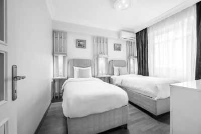 Türkei - İstanbul - Travel to Istanbul, Turkey with a Local ☀️ City, Nature, Culture - Shared Bed - 5