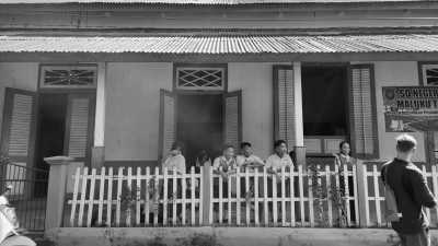 Indonesia - Banda Neira - Secluded Spice Island Adventure in Banda Naira, Indonesia: Hike an Active Volcano, Swim in the Sea, and Immerse in Cultural Exploration - 5