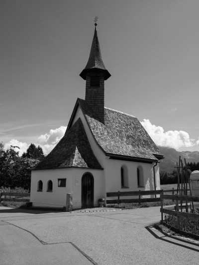 Germany - Huguenot Church - Discover the Authentic Charm of Bergkirchweih Beer Festival and Embark on Unforgettable Beer Tours in Germany