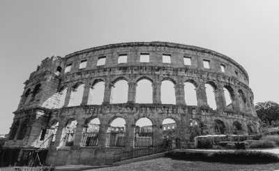 Kroatien - Pula - Learn How To Sail In Croatia - Basic Sailing Course (7-day course)