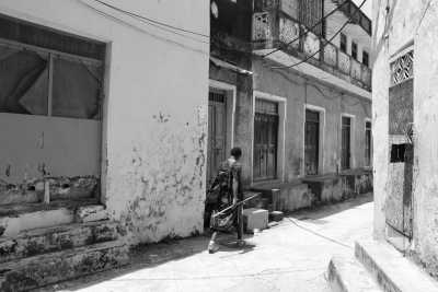 Tanzania - Stone Town - Zanzibar Unveiled: Discover the Spice Island, Tailored for You!