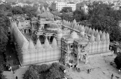 Indien - Ahmedabad - Experience India - The best of Gujarat, Soak in Ahmedabads culture and star gaze in the Rann of Kutch