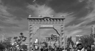 Indien - Khatu Shyam Ji Temple - Travel To The Pink City Of India "Jaipur "