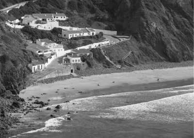 Portugal - Praia da Arrifana - Portugal with Alexia Mohr