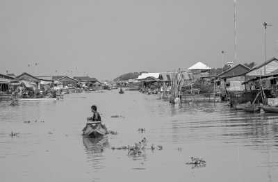 Cambodia - Tonlé Sap - Explore Cambodian Wonders: Embark on a Captivating Journey Through Charming Cities, Home to Angkor Wat: A Unique Experience in Warm Indochina - 3