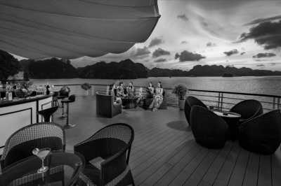 Vietnam - Hạ Long Bay - 🇻🇳 Iconic Vietnam Unveiled: From Emerald Bays to Lantern-lit Streets 🏮 - 6