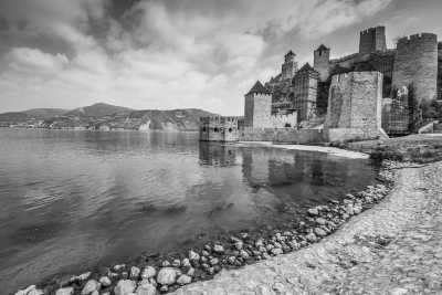 Europa - Belgrade - Motorcycle Adventure Tour - Balkans - Croatia - Bosnia and Herzegovina - Serbia - Romania - Montenegro