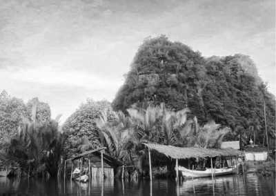 Indonesia - Rammang Rammang Karst Village - 3 Days Holiday Trip Traveling in Makassar Indonesia: Explore Makassar City, Akkarena Beach, Samalona Island, Lanjukang Island, Nature (Private Room) - 2