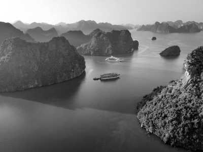 Vietnam - Hạ Long Bay - 🇻🇳 Iconic Vietnam Unveiled: From Emerald Bays to Lantern-lit Streets 🏮 - 1