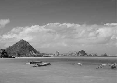 Indonesia - Kuta Beach - Summer Time in Bali 7 days and 6 nights, Relaxing, Beach Hopping, Yoga Class, Kayaking, Snorkeling, Learning to Surfing and Join Rafting with Ubud Nature