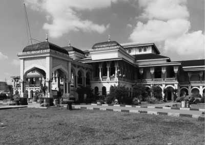 Indonesia - Medan - Discover the Wonders of Sumatra: Witness Orangutans, Explore Pristine Beaches, and Conquer Volcanic Hikes!