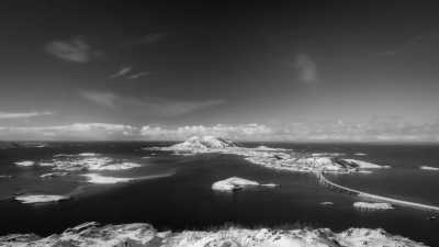 Nordeuropa - Sommarøy - 2024 Tromsø Winter Expedition: Ice Floating in the Arctic 🧊 Whale Spotting 🐋 Reindeers 🦌🛷 Northern Lights 🌌✨ Fjord Roadtrips 🚗 🏔️ - 1