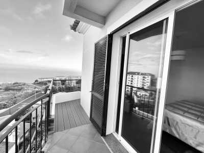 Portugal - Caniço de Baixo - High-End Coliving close to Funchal with Guaranteed Adventure, Nature and Fun on the Dream Island of Madeira 🌴 (Large Single Room with Queen Size Beds) - 6