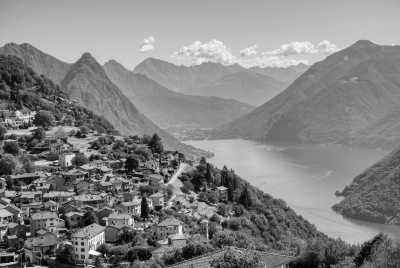 Switzerland - Comano - 🐶Hundeglück am Luganersee (CH) - CoWorking in Villa mit Pool 🏞️