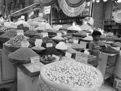 Indien - Chandni Chowk - Delhi and Agra Trip in India: A Unique Blend Between Historical and Tourist Attraction, Street Food, and Flee Markets - 2