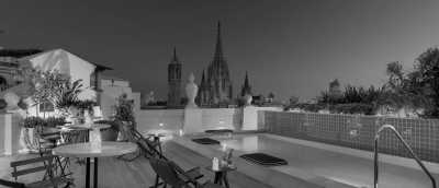 Spanien - H10 Madison - Sun, Sangria, and Sagrada: Barcelona in May, An Adventure to Welcome Spring and Discover the Spanish Culture - 1