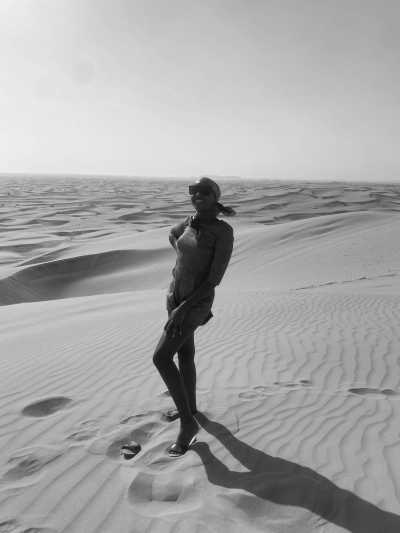 Vereinigte Arabische Emirate - Desert Safari Dubai - Desert Dreams: An Epic Adventure through Dubai and Abu Dhabi - 1