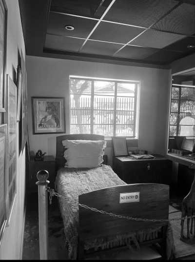 South Africa - Mandela's House - Explore Johannesburg, South Africa - Art, Hike 🥾 Skydive 🪂 Food 🍲 - 2