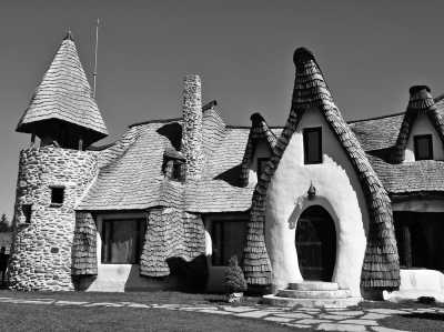 Romania - Brașov - Explore Romania's Top Attractions with a Local Guide: Discover the Palace of Parliament, Dracula's Castle, Hiking Trips, and More! - 6