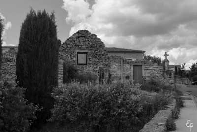 France - Gordes - Discover the Bucolic Provence in France like a local ! Exclusive Spots, Kayaking and Regional Food - 2