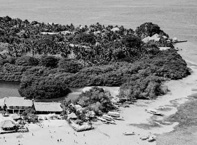 Colombia - Vía a El Francés - Experience the Paradise of Colombia's Caribbean Coast on a Remarkable 30-Day Working Trip: Tolú, Playa El Francés, Coveñas, Isla Palma, Ciénaga la Caimanera and Cistapá Cay - 5