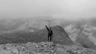 United Kingdom - Scafell Pike - Weekend exploring The Lake District, United Kingdom ⛰️ climbing mountains and hunting for an adventure🚣‍♀️🌄🧗‍♀️