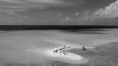 Malediven - Dhiffushi - Discover Maldives: Your Ultimate Adventure Escape! 🌊✨ - 1