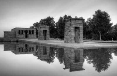 Spain - Madrid - Discover the Vibrant Essence of Madrid: All-Inclusive 4-Day Trip with Live Music, Tapas Theatre, Flamenco Sessions, and Avatar Cocktails - 1