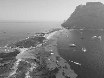 Italy - Marine Protected Area of ​​Tavolara - Punta Coda Cavallo - Explore the Marvelous Beaches of San Teodoro in Sardinia island, a gem of Italy (Single room)